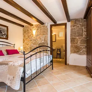 Apartment Bonaca, Vrbnik (Primorje-Gorski Kotar)